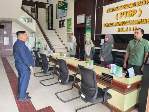 Briefing Petugas PTSP