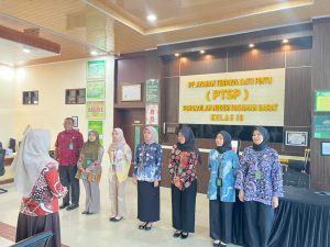 Briefing Petugas PTSP