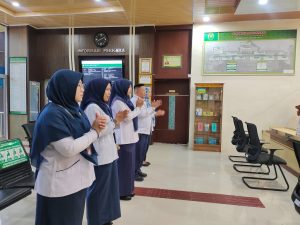 Briefing Petugas PTSP